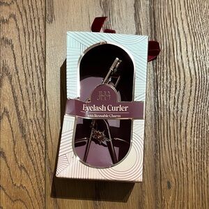Burgundy Eyelash Curler with Charm